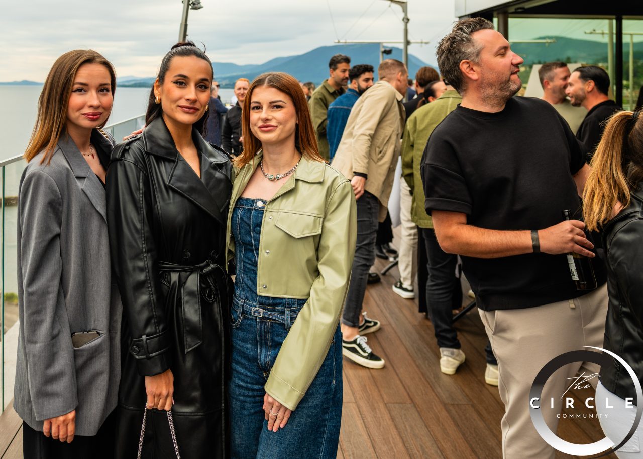 the circle wave rooftop Neuchatel 24.05 (108)