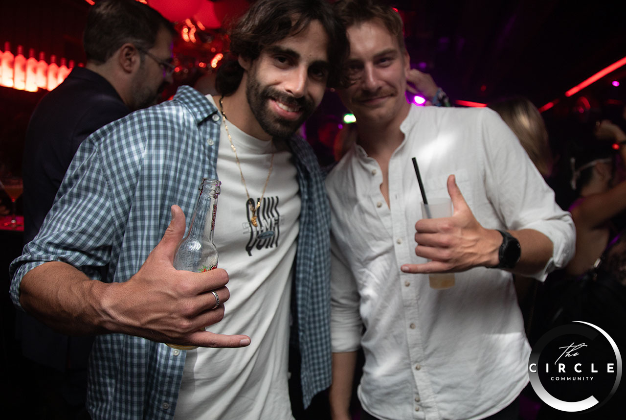 The_Circle_Black_Moon_060