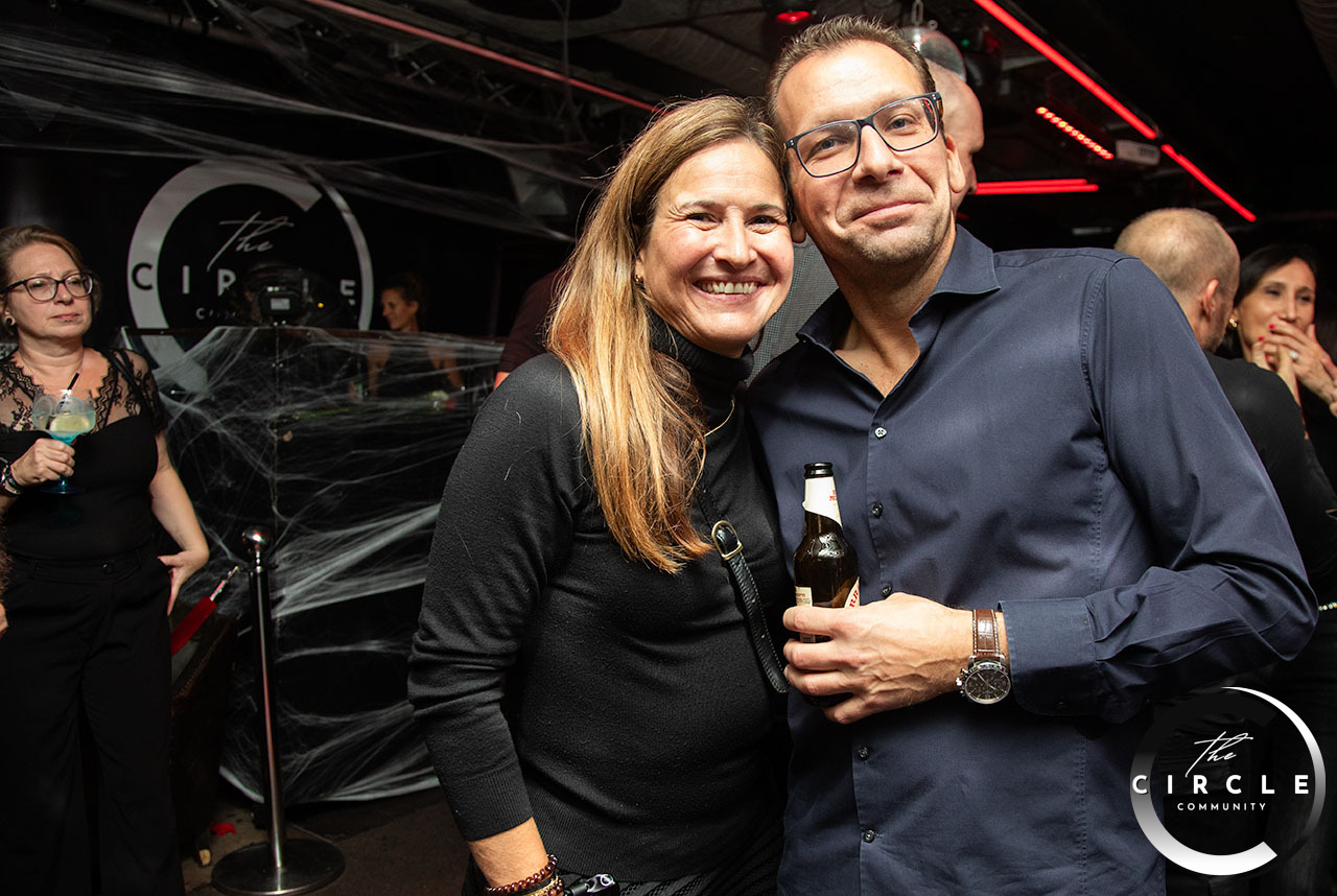 The_Circle_Black_Moon_17