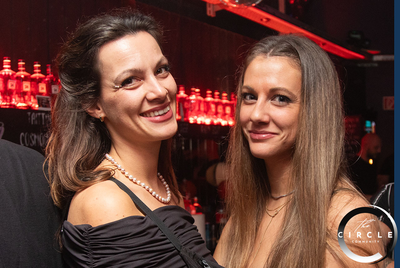 The_Circle_Black_Moon_32