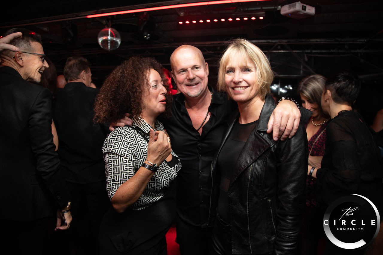 The_Circle_Black_Moon_78