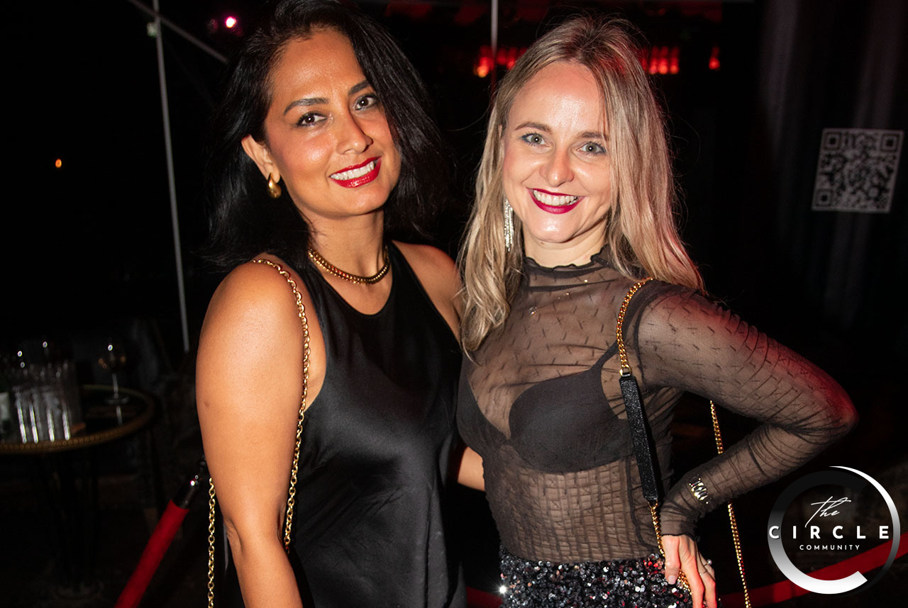 The_Circle_Black_Moon_81