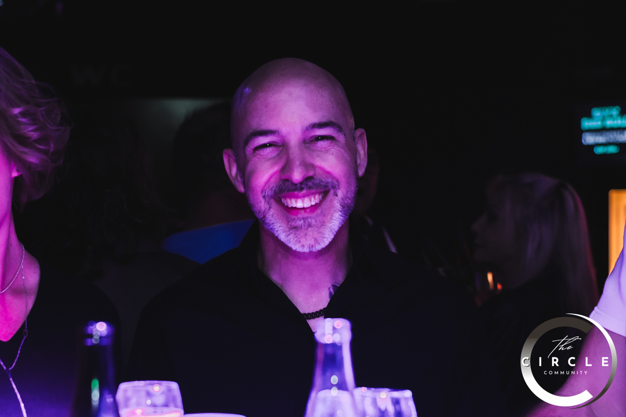 Circle Com - Lausanne 0066