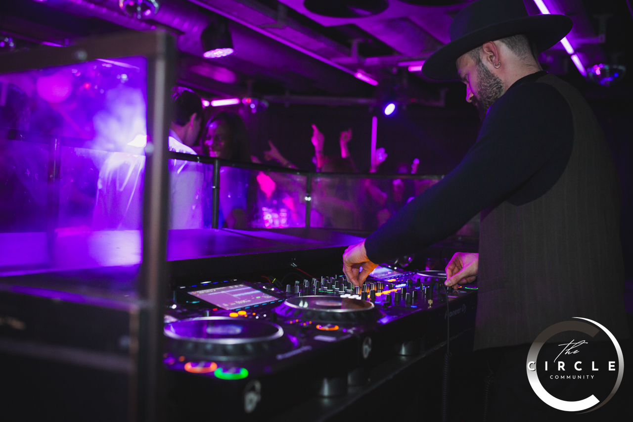 Circle Com - Lausanne 0073