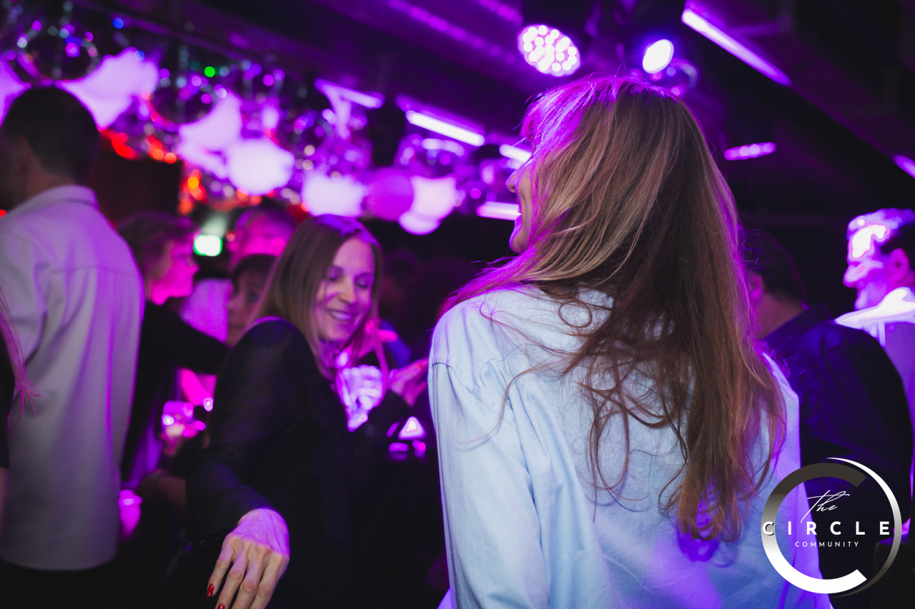 Circle Com - Lausanne 0074