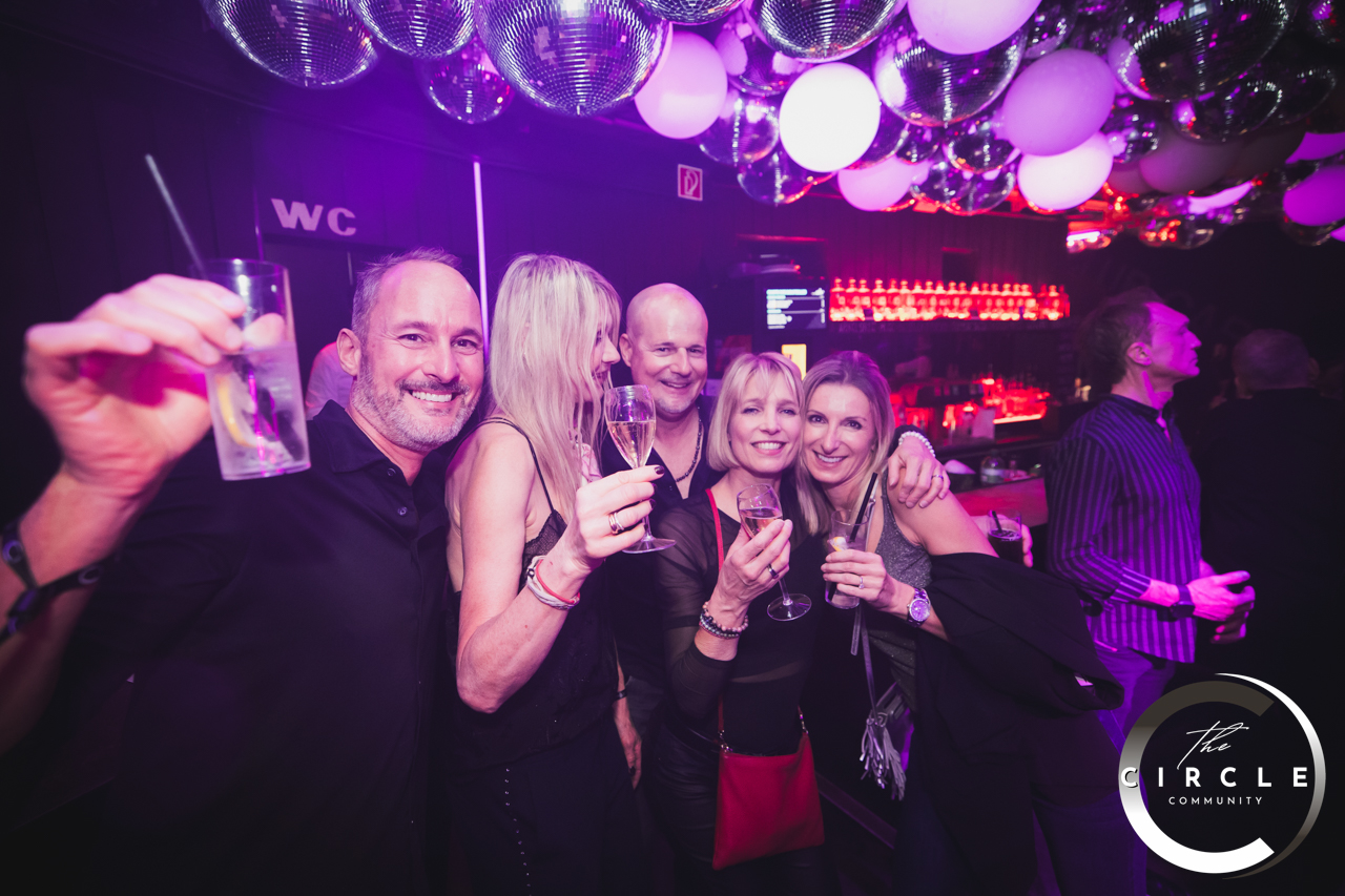 Circle Com - Lausanne 0140