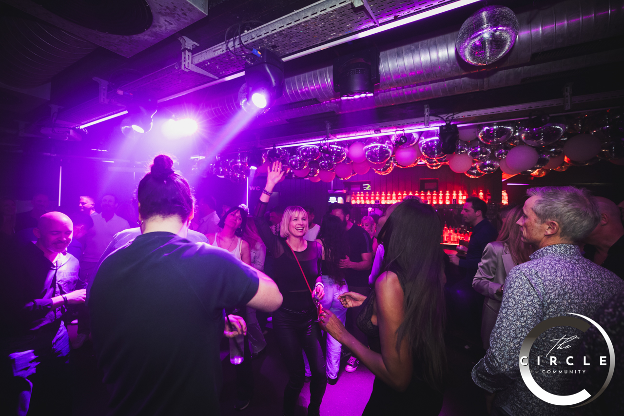 Circle Com - Lausanne 0152