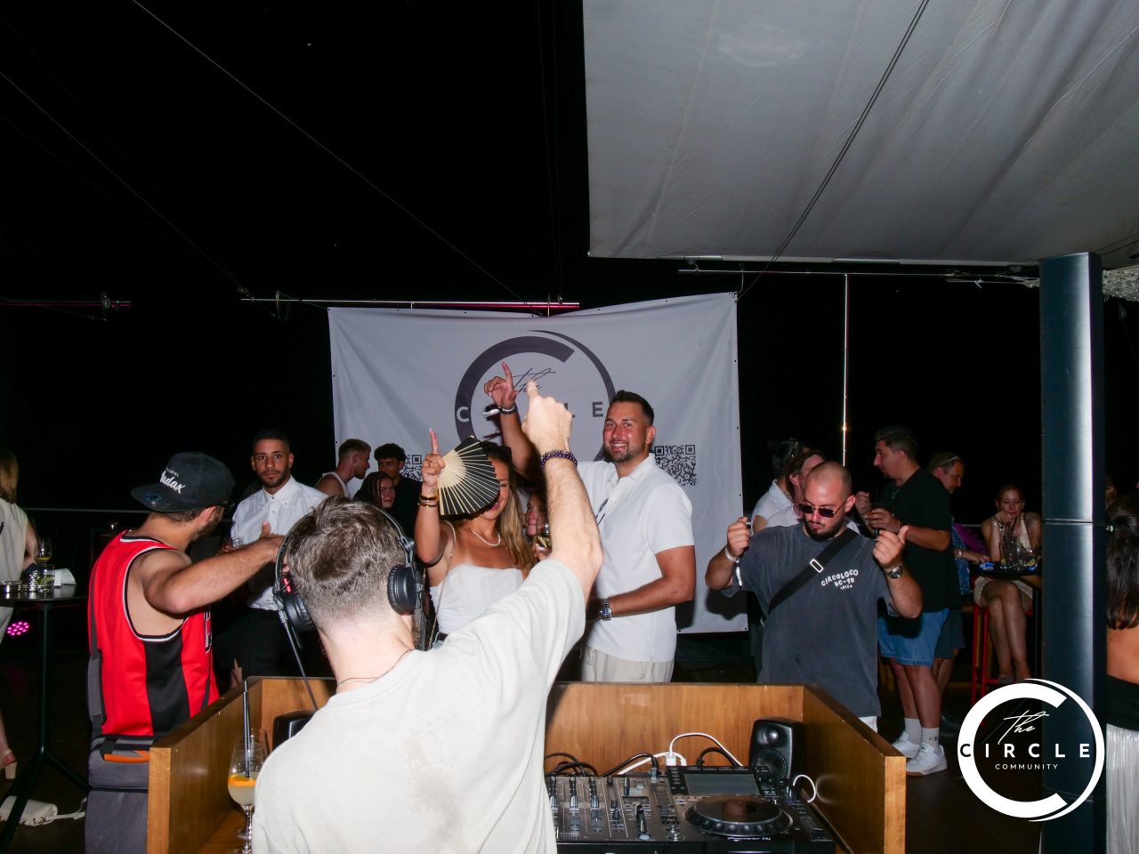 Circle Rooftop 113