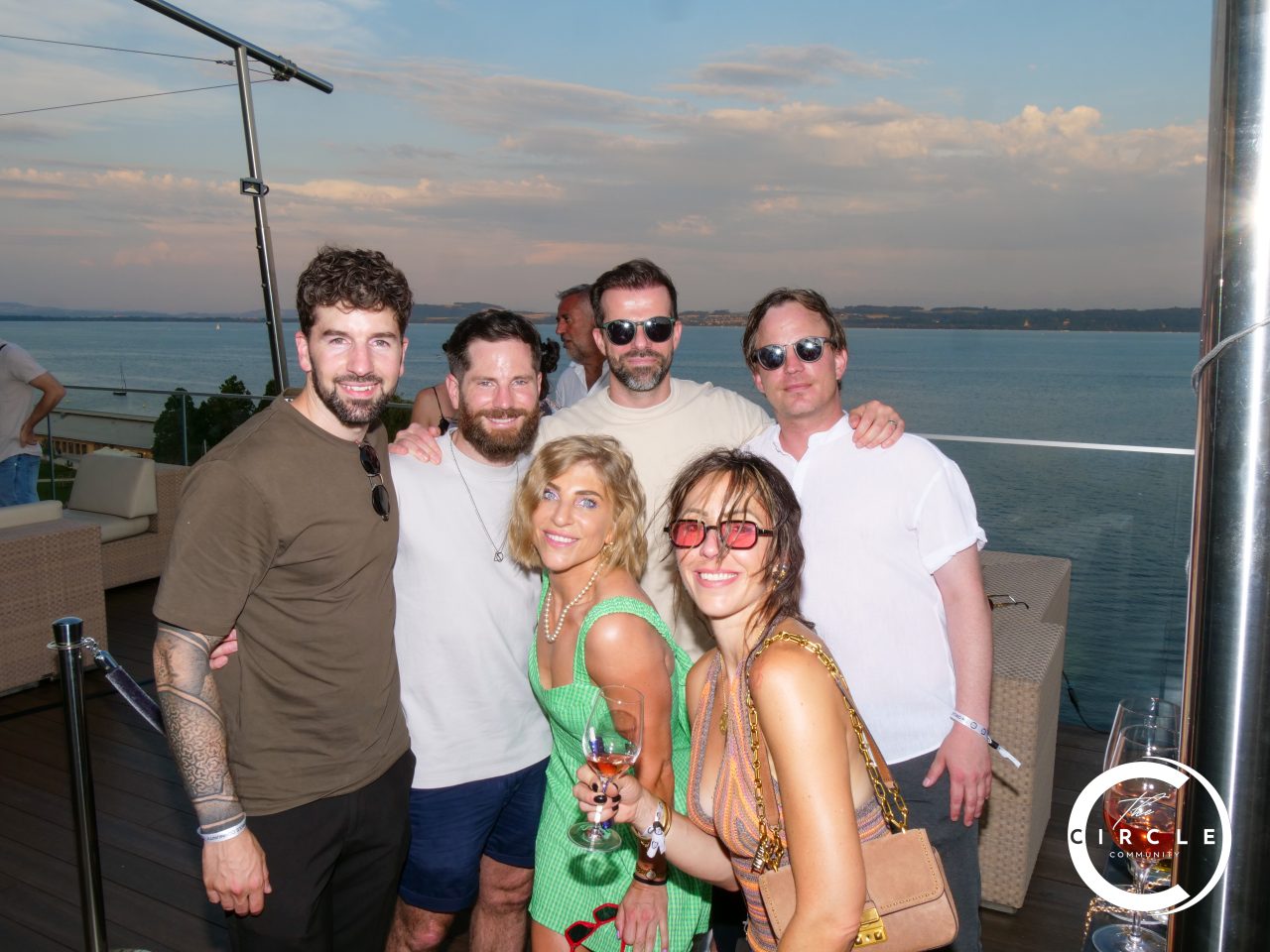Circle Rooftop 33