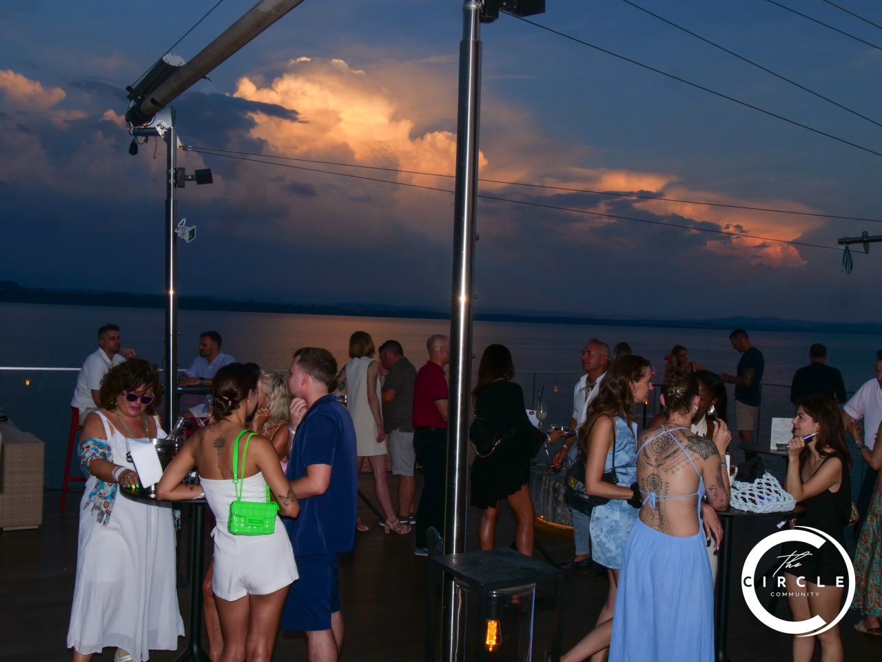 Circle Rooftop 53