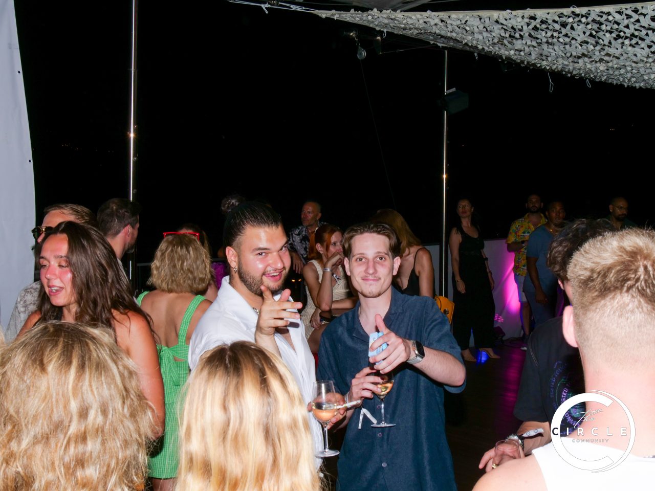 Circle Rooftop 76