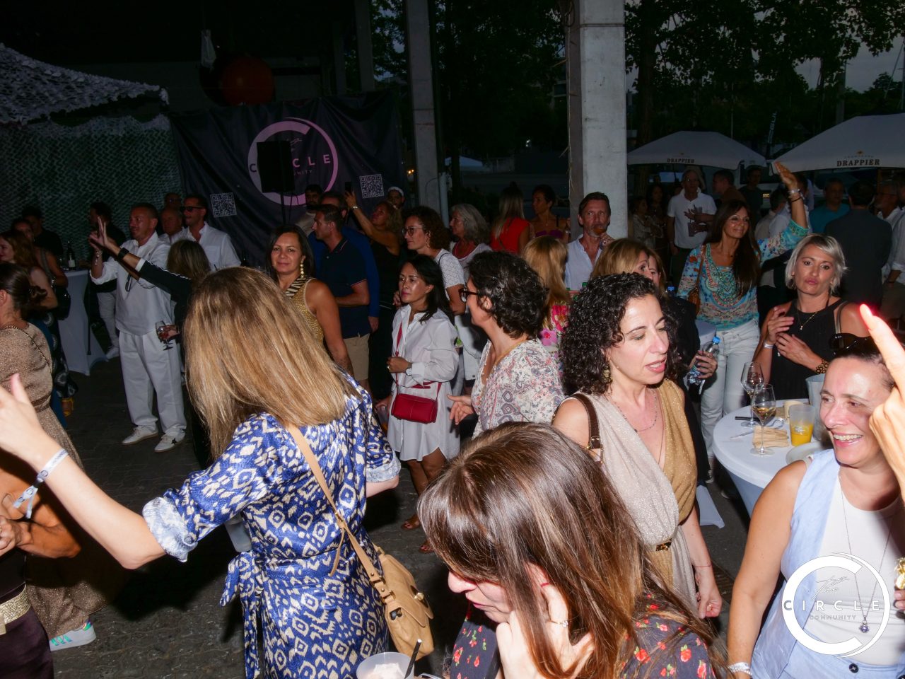 The Circle Beach 35