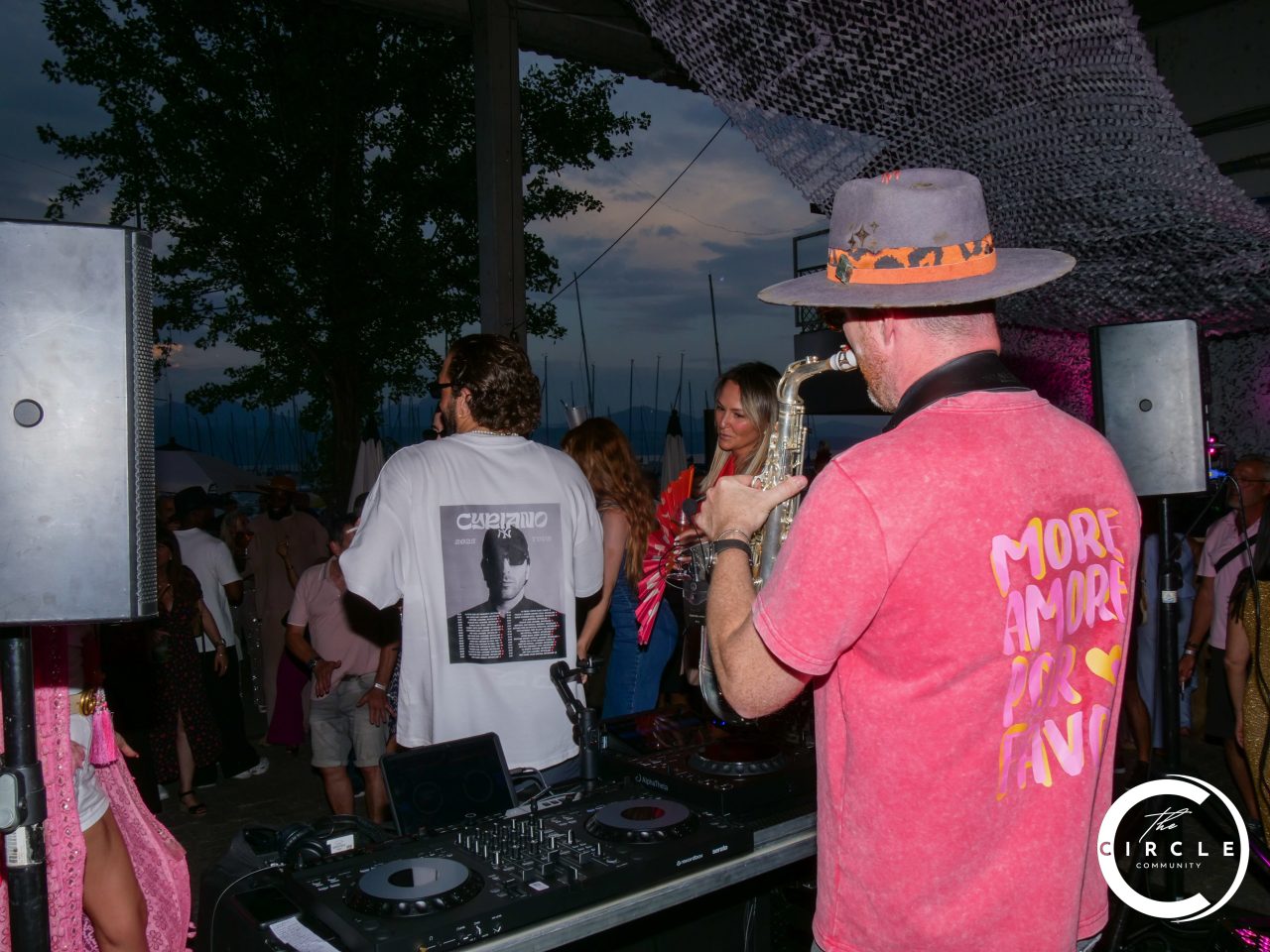 The Circle Beach 79