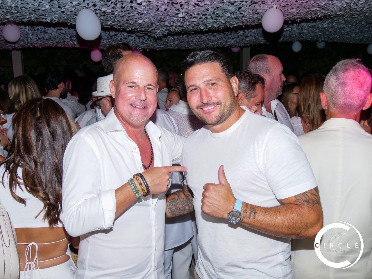 The Circle White 91