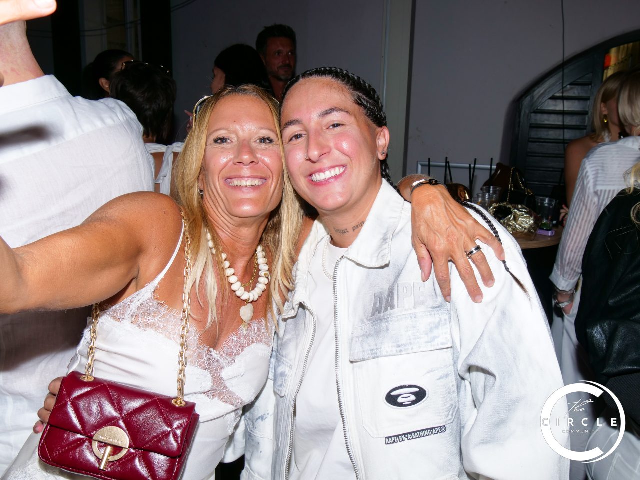 The Circle White 97
