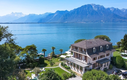 the-circle-community-jetty-boutique-hotel